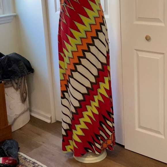 ECI- Long Sleeveless Maxi Dress- Size Large- Nylon and Spandex - Picture 4 of 12